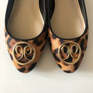 Nine West Celia Almond Toe Flats - Sz 6